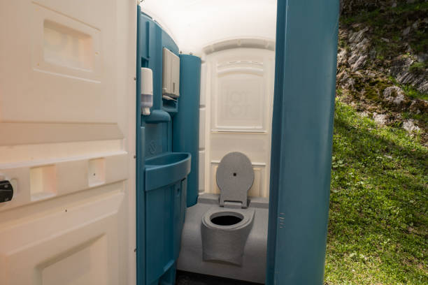Best Restroom Trailer for Weddings  in Rancho Alegre, TX